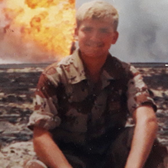 Meet your Posher, Cliff - Picture 2 of 2